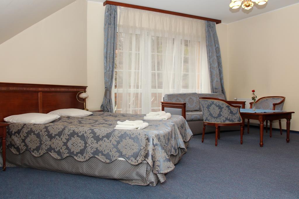 Rezydencja Piastowska Szklarska Poręba Kamer foto