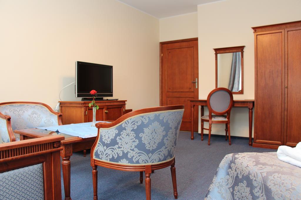 Rezydencja Piastowska Szklarska Poręba Kamer foto