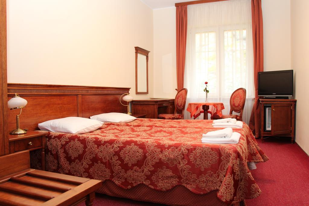 Rezydencja Piastowska Szklarska Poręba Kamer foto